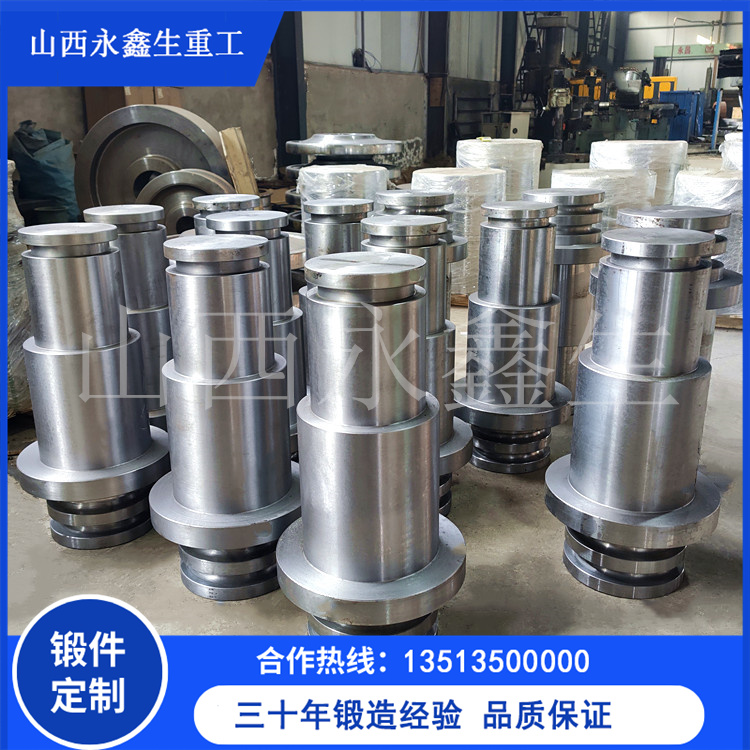 鍛造齒輪軸（材質(zhì)20CrMnMo）鍛件